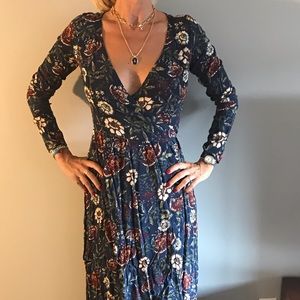 Aberbrombie and Fitch Anvelope dress